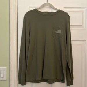 Youth XL long sleeve Vineyard Vines shirt